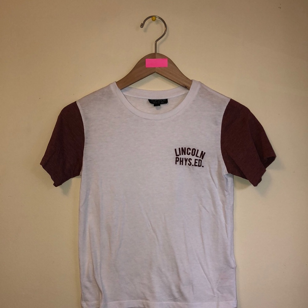 TOPSHOP T-shirt with cute graphic!